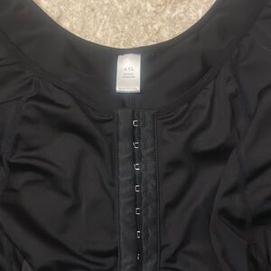 Kickweightwithkeisha shaper and arm bands